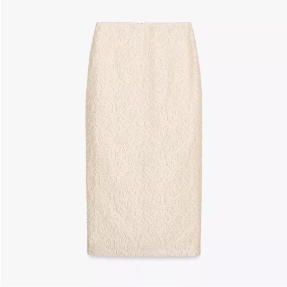 NWT ZARA TEXTURED MIDI SKIRT SiZE XS 
🚨PRICE FIRM NO DISCOUNT - Picture 12 of 15